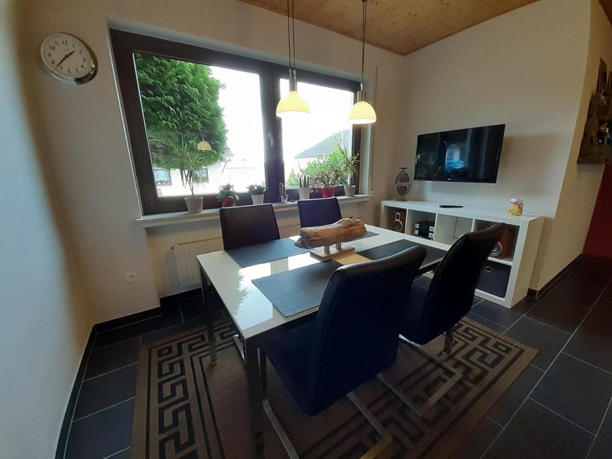 Terrasse Parkplatz Wallbox Nuerburgring Apartment Herresbach